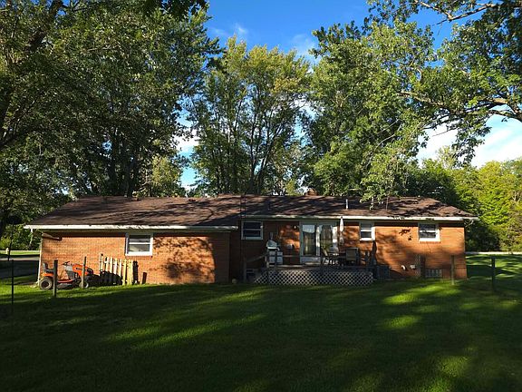 2nd image of 6261 Dixon Rd