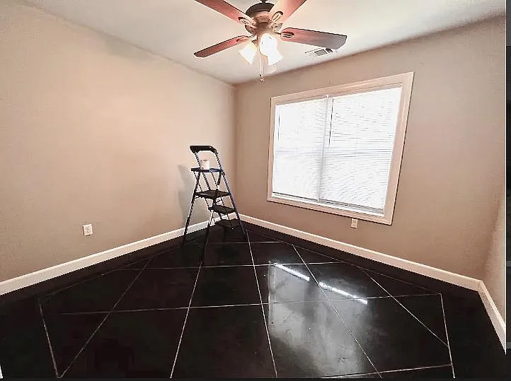 4821 Ocean Dr — Photo 13