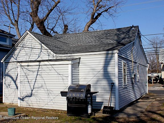 4th image of 124 Seabreeze Ave