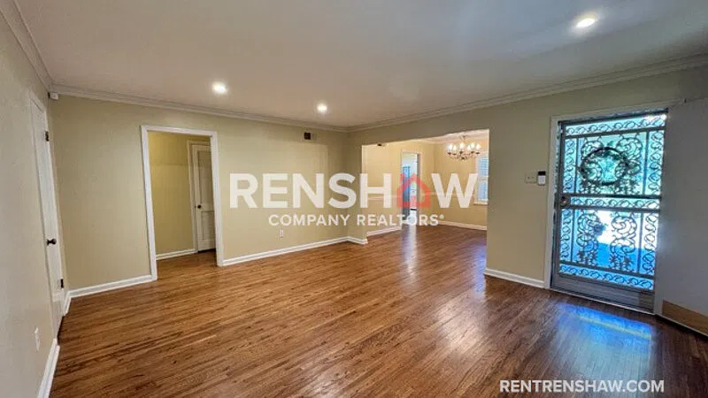 3 bed, 2.0 bath, 1859 sqft, $2,100 — Photo 3