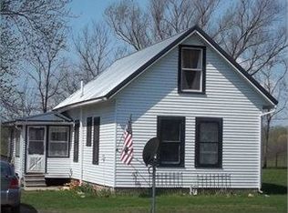 409 4th St, Garber, IA 52048