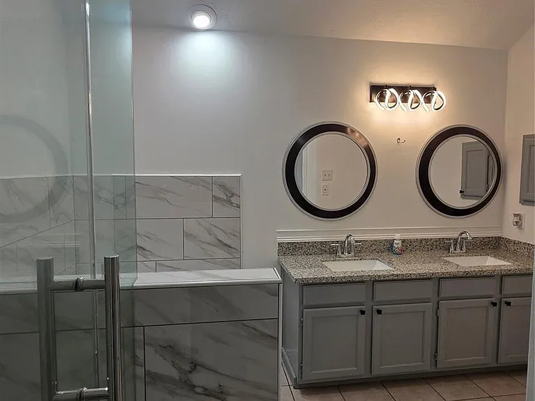 16403 Salinas Ln — Photo 9