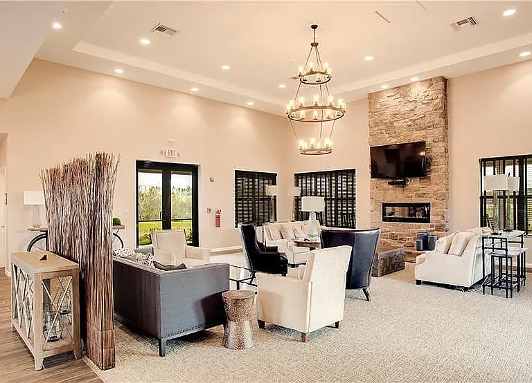 2926 Black Birch Dr — Photo 3