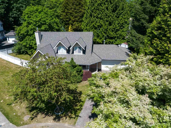 13747 63a Ave, Surrey, BC V3X 1E6