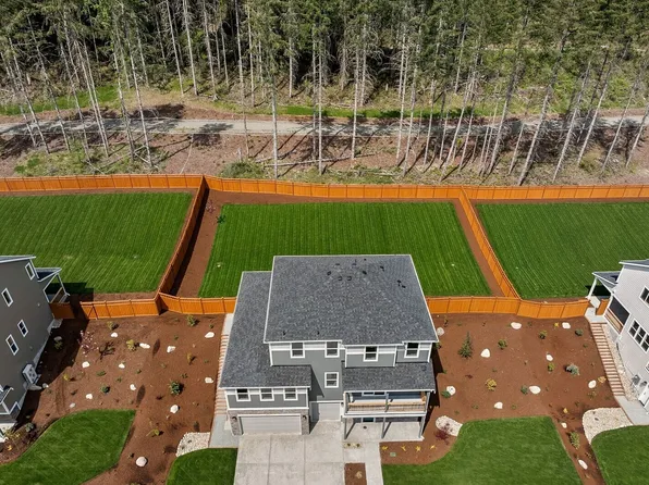 15710 210th Avenue E #311, Bonney Lake, WA 98391