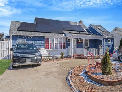 456 N Ontario Avenue, Lindenhurst, NY, 11757