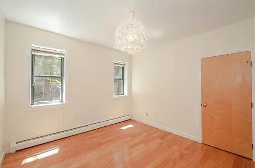 3 bed, 1150 sqft, $4,400 — Photo 3