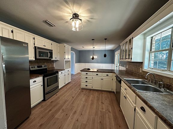2nd image of 123 Scotty Ln