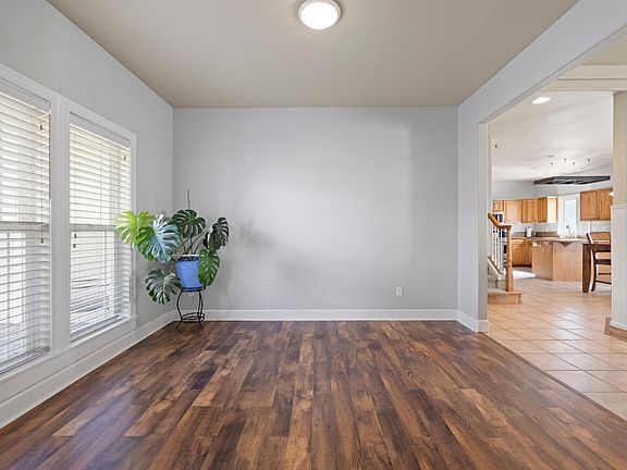 4th image of 2633 Scottsdale Pl