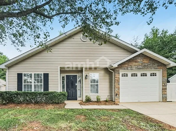 145 Cameron Way Cir, Winston Salem, NC 27103