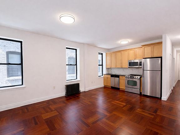 4th image of 611 W 137th St APT 44