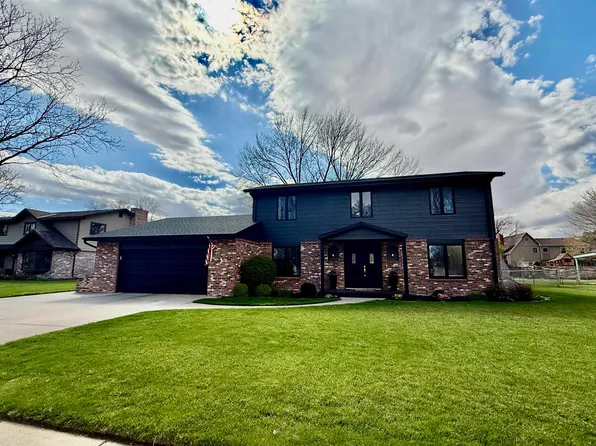 1120 MILES COURT, North Platte, NE 69101