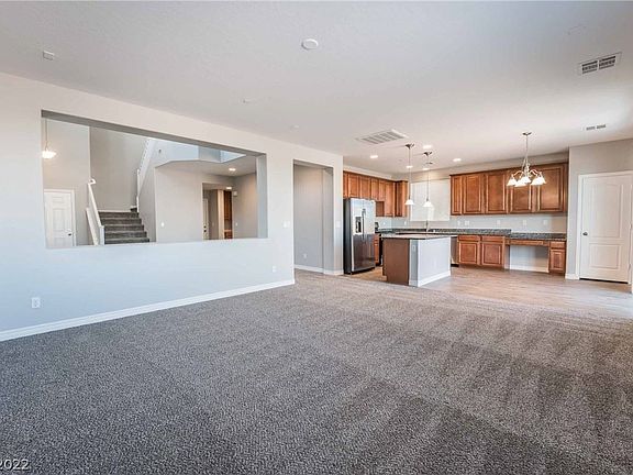 4th image of 1022 Valley Light Ave