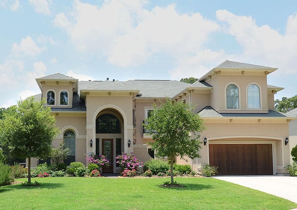 1st image of 2814 Cotswold Manor Dr S