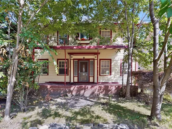 3335 Euclid Heights Blvd, Cleveland Heights, OH 44118
