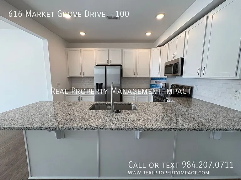 616 Market Grove Dr #100 — Photo 15