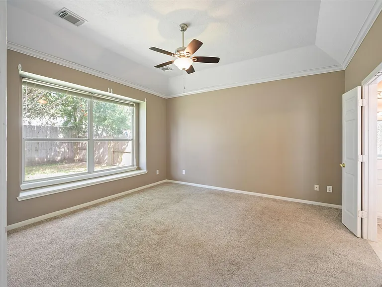 406 Stockbridge Ln — Photo 14