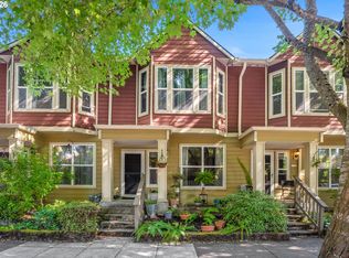 1027 NE Hancock St, Portland, OR 97212