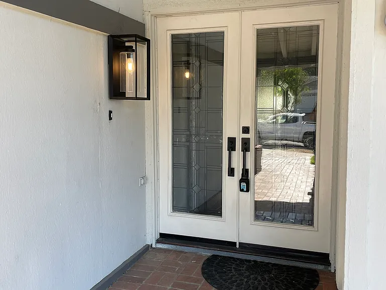 6245 Dakota Ave — Photo 3