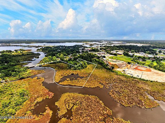 2nd image of Bellview Ave