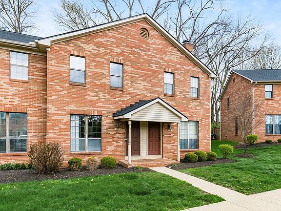 3rd image of 3328 Edgebrook Dr #2