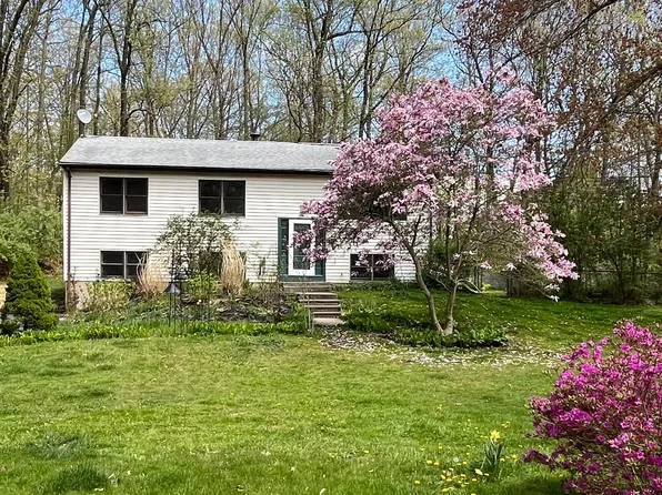 120 Lorraine Terrace, Middletown, CT 06457