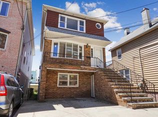 429 William St #904, Harrison, NJ 07029