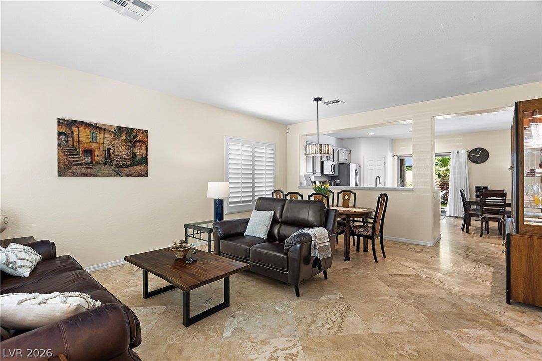 28 Gentilly Lace Ave — photo 3