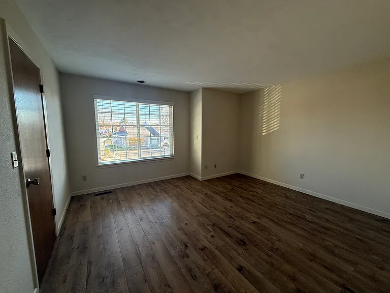 1420 Douglas Ave #8 — Photo 19