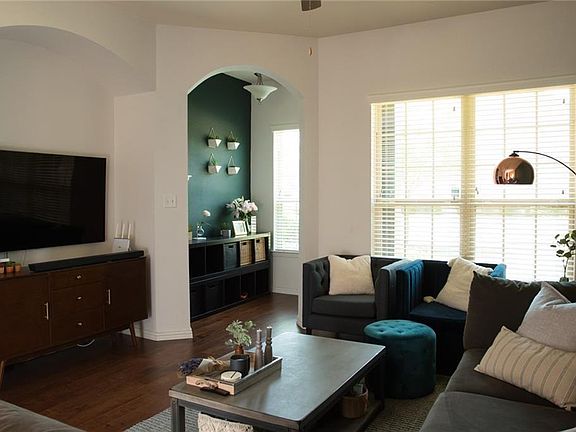 5th image of 1605 Black Duck Ter APT E