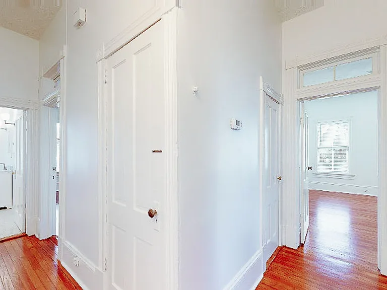 123 W 41st St — Photo 3