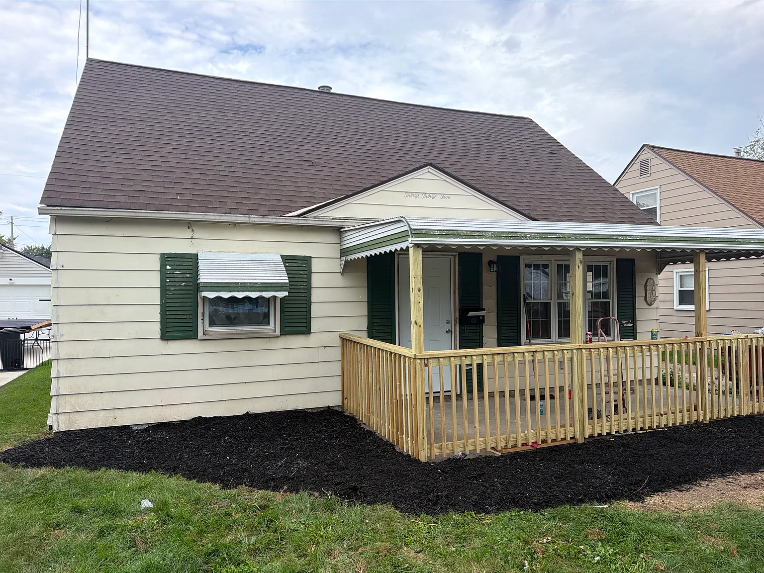 3 bed, 1209 sqft, $1,250 — Photo 1