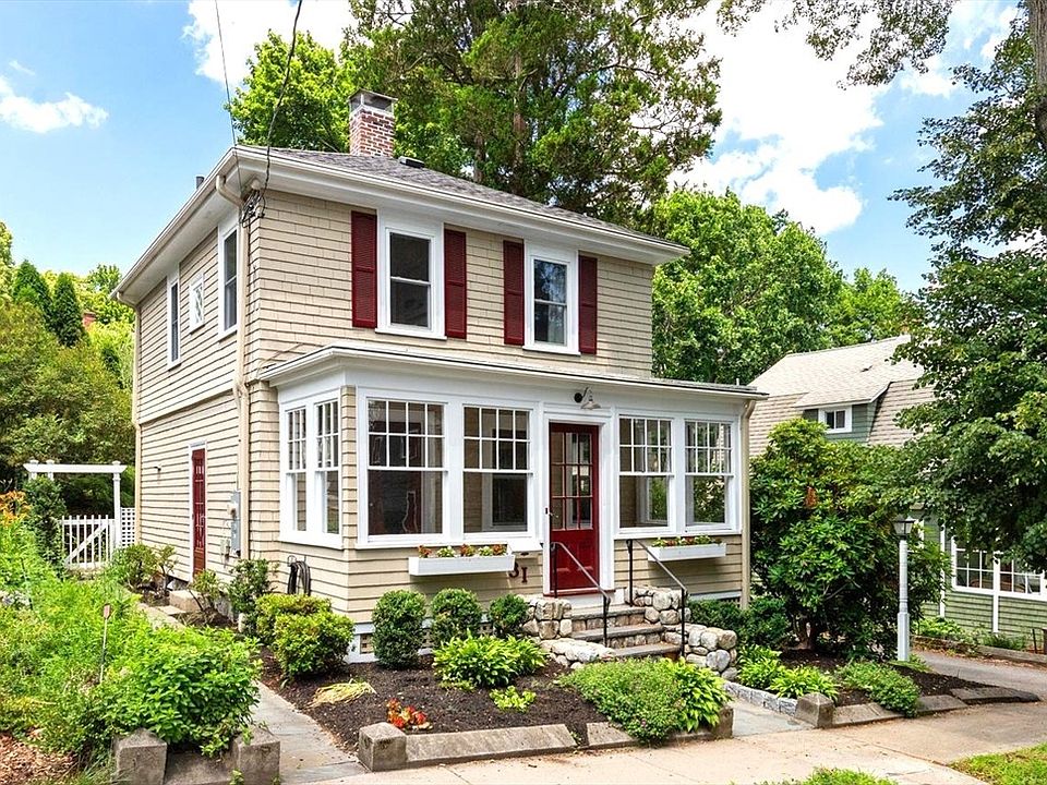 1st image of 31 Fountain Rd #1