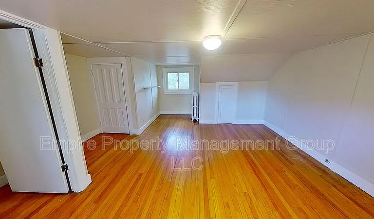 568 Park Ave #2 — Photo 13