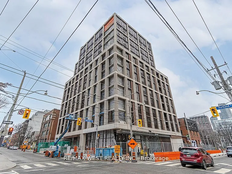 123 Portland St #403 — Photo 1