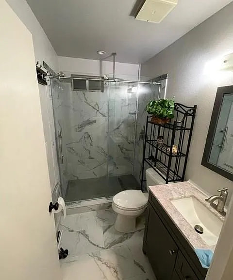 169 Bridlewood Ct — Photo 11