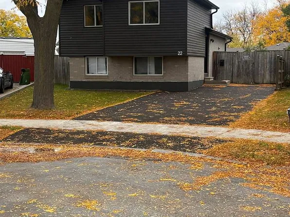 22 Sultan Pool Dr, Toronto, ON M9V 4H2