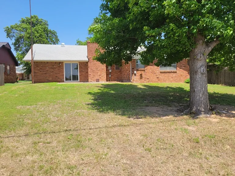 2417 Robin Rdg #NA — Photo 2