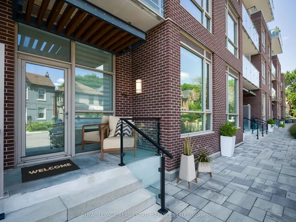 156 Logan Ave #131, Toronto, ON M4M 2N3