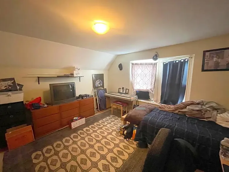 23 Curtis St #2 — Photo 10