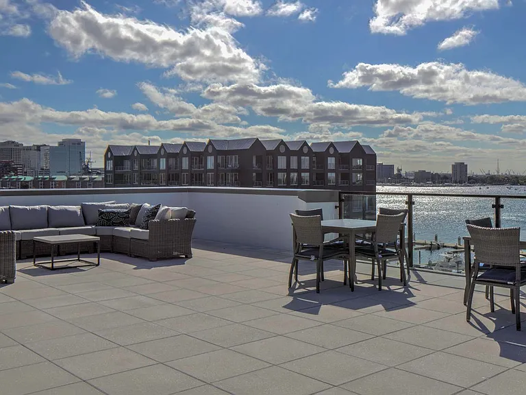 The Lofts at Front Street — Photo 14