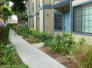 251 Gibson Dr APT B, Hollister, CA