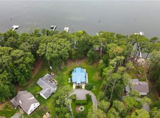 315 Bay Shore Point Rd, Port Haywood, VA 23138