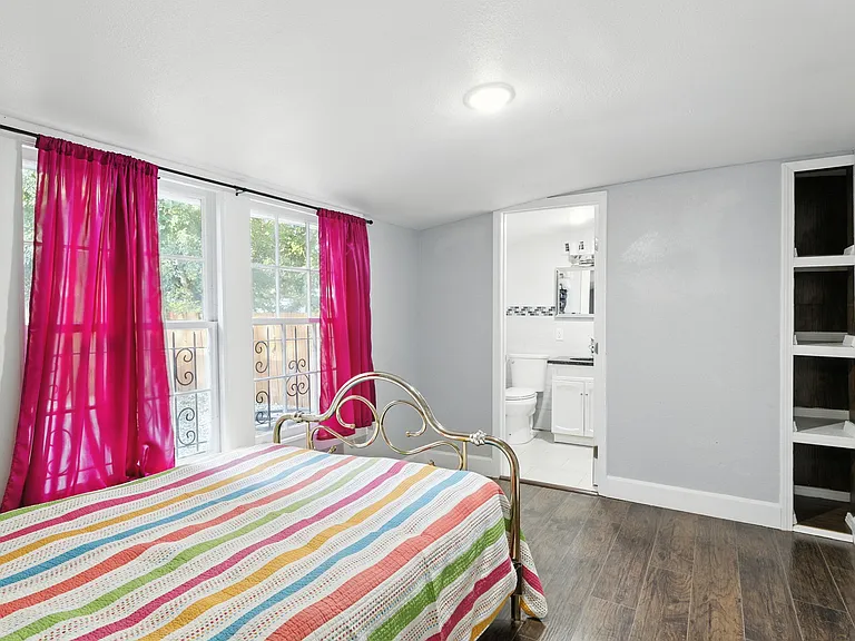 629 Delmar St — Photo 15
