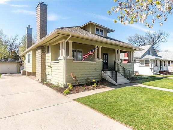 3rd image of 130 Burlington Ave