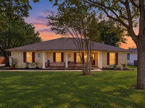 510 Maybrook Dr, Buda, TX 78610