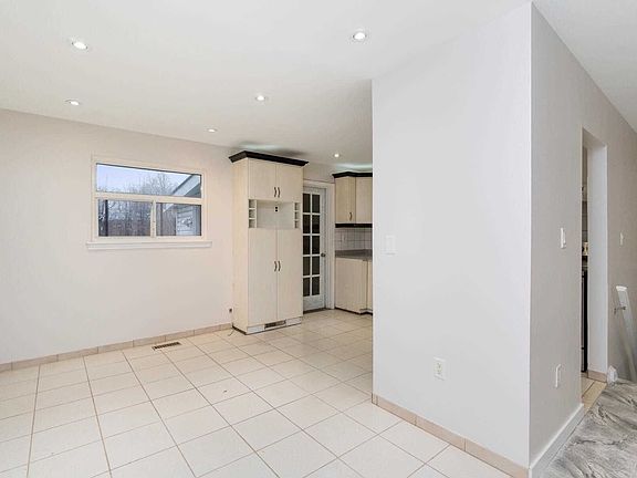 2nd image of 15 Golding Ave