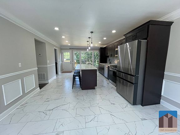 5th image of 758 Brownlee Ln