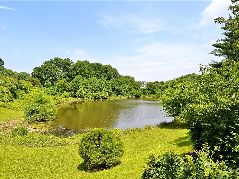 5702 Brewer House Cir #T3-12 — Photo 40