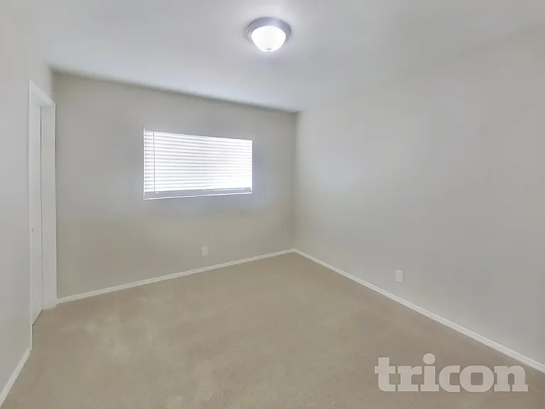 8230 Deer Creek Run — Photo 11